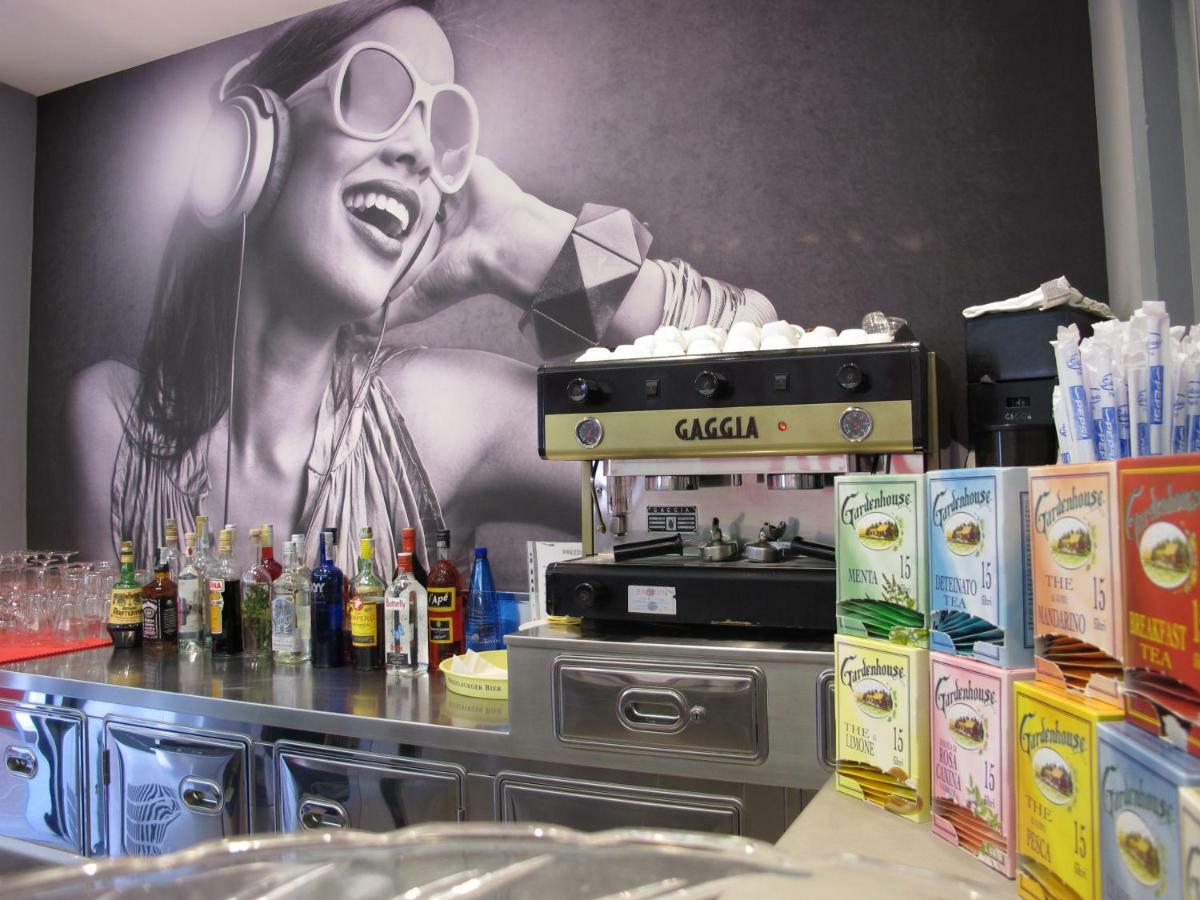 Hotel Sabrina Rimini Esterno foto