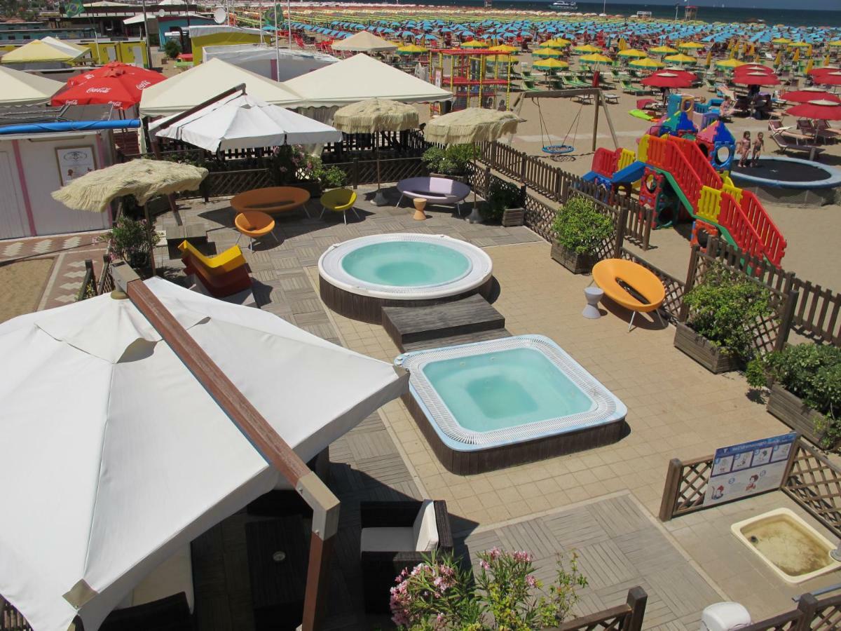 Hotel Sabrina Rimini Esterno foto