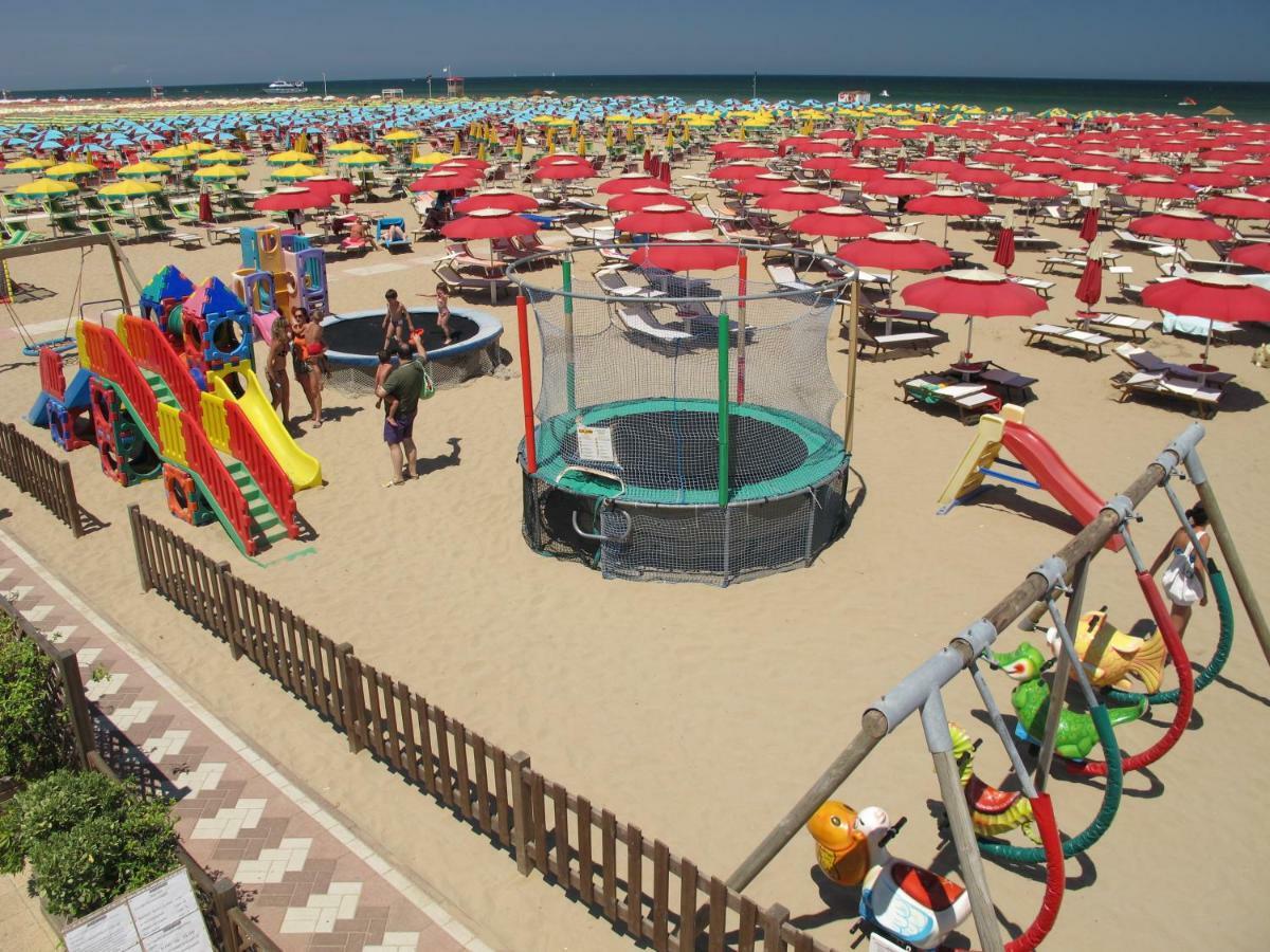 Hotel Sabrina Rimini Esterno foto