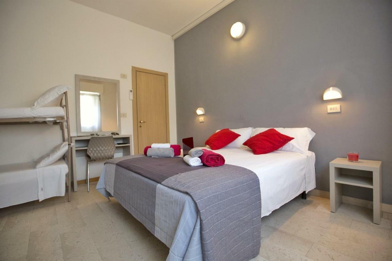 Hotel Sabrina Rimini Esterno foto